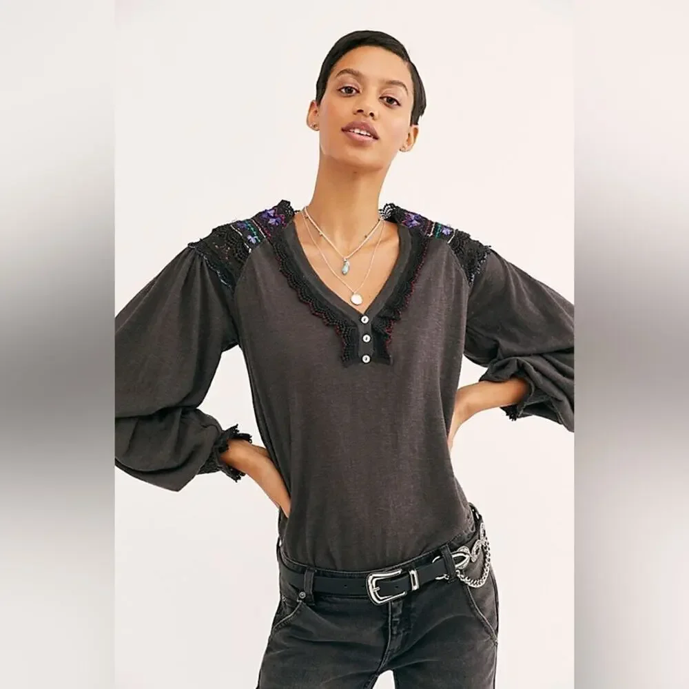 Free People Siesta Fiesta Crochet Top in Black Combo Size XS.